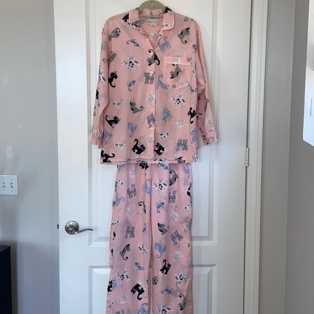 BellePointe Vintage Cute Kitties Pajamas - 2 Piece Set - Great Condition - Sz S